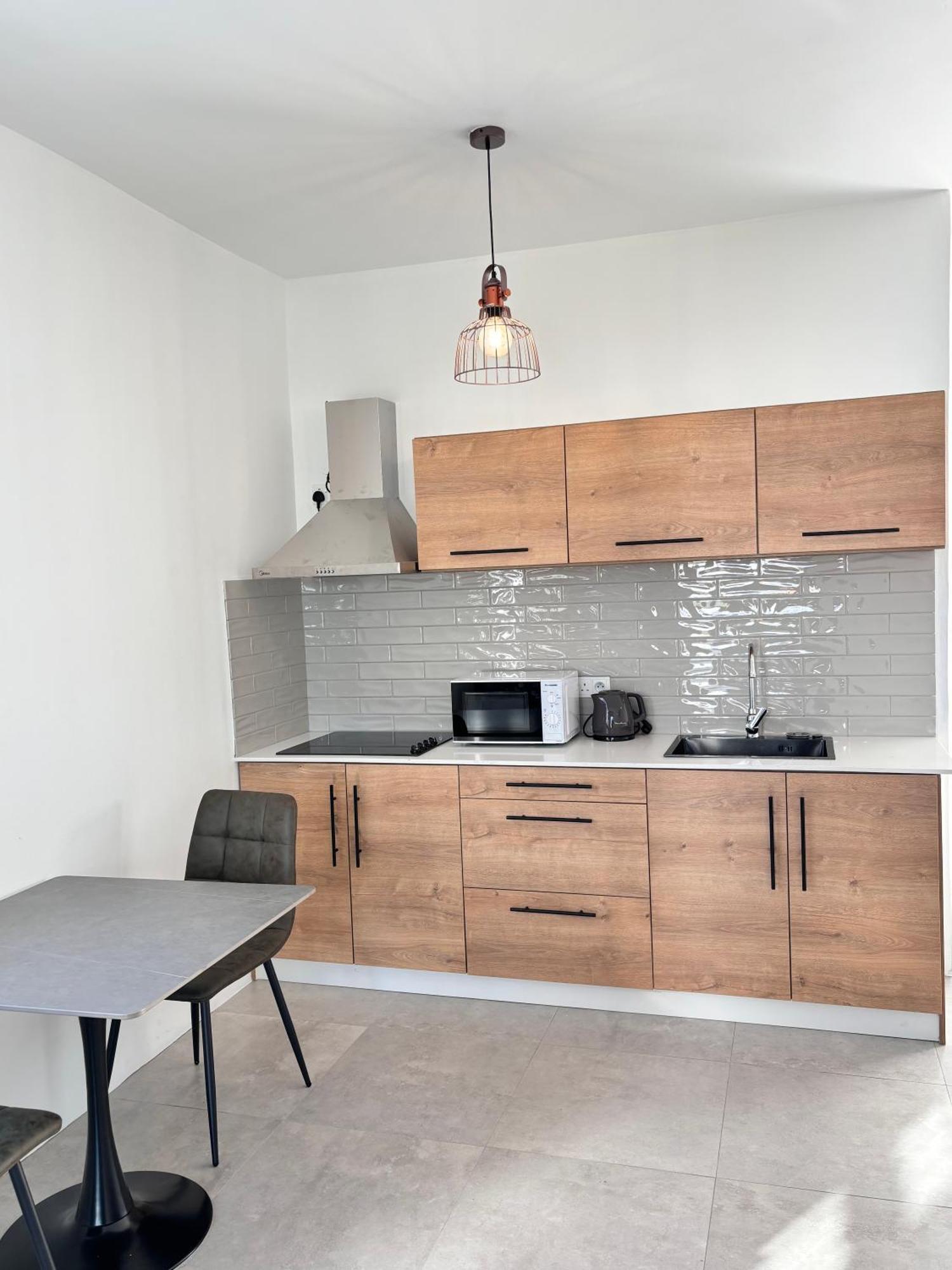 Maison Mont Choisy - One Or Two Bedrooms Apartment Trou aux Biches Exterior foto